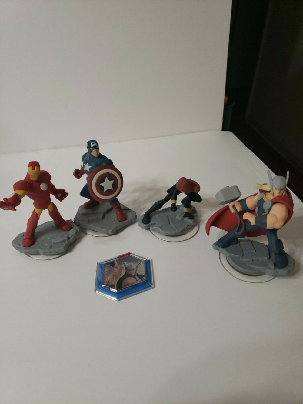 Disney Infinity 2.0 Avengers Thor IRON MAN Black Widow CAPTAIN AMERICA